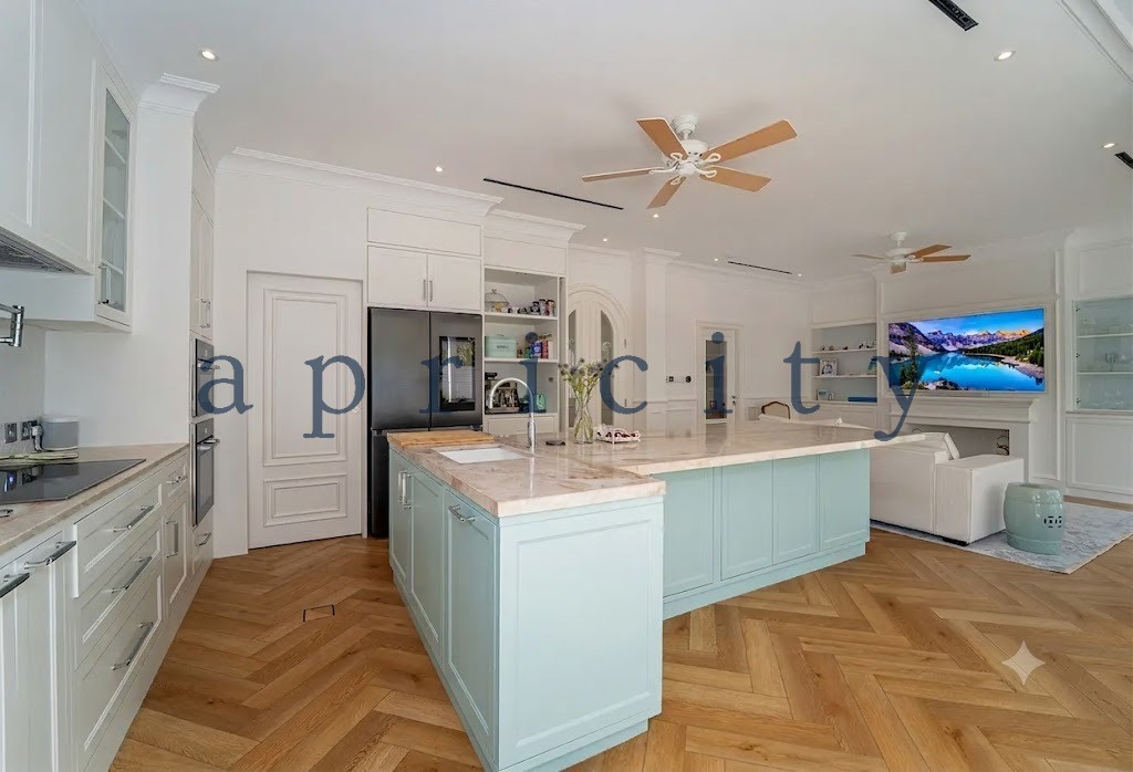 5-bed villa in Savannah, photo 3