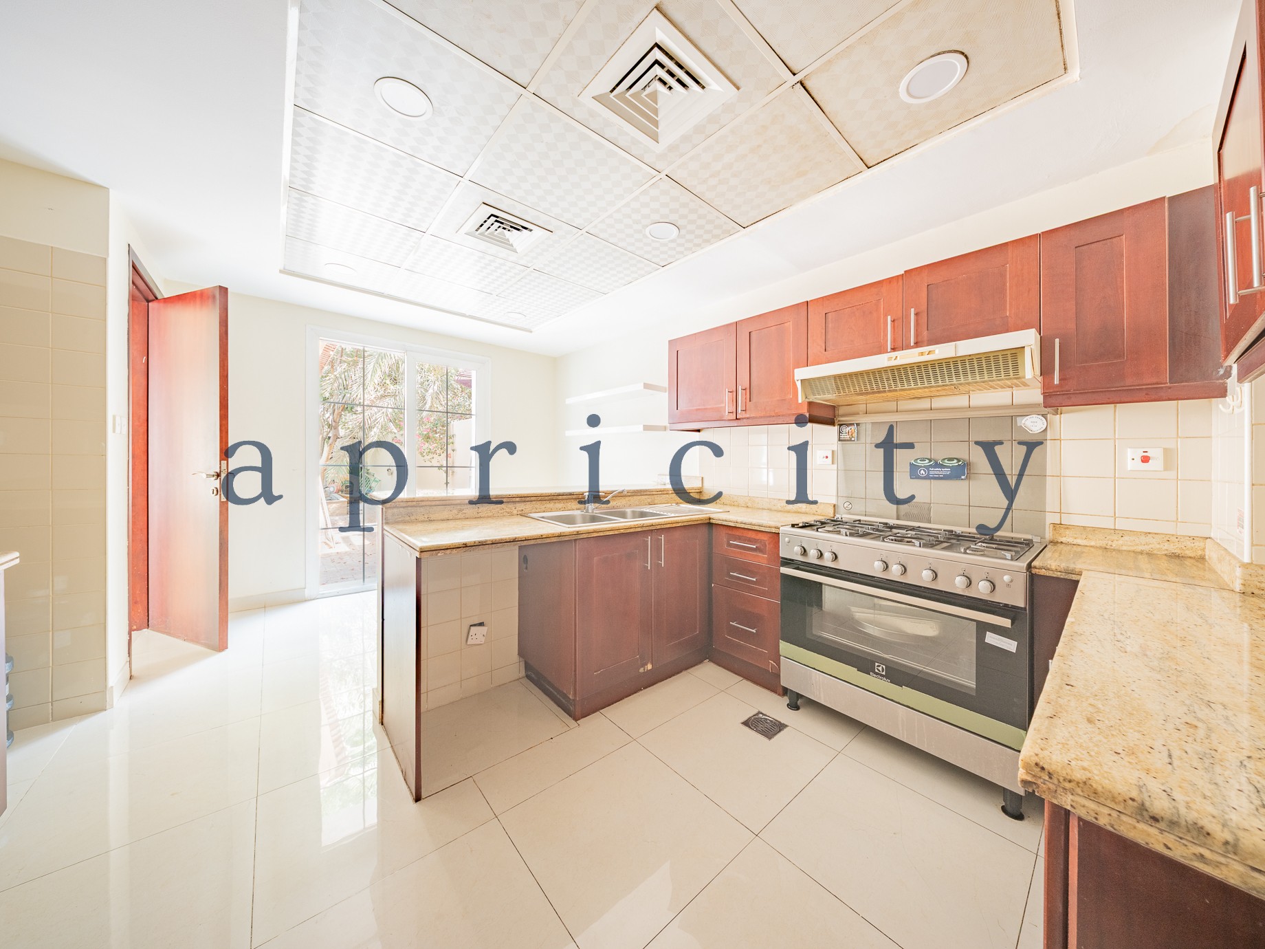 3-bed townhouse in Al Reem 3, photo 5