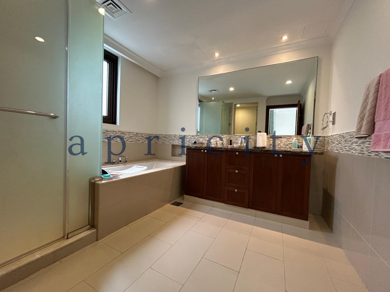 5-bed villa in Aseel, photo 4