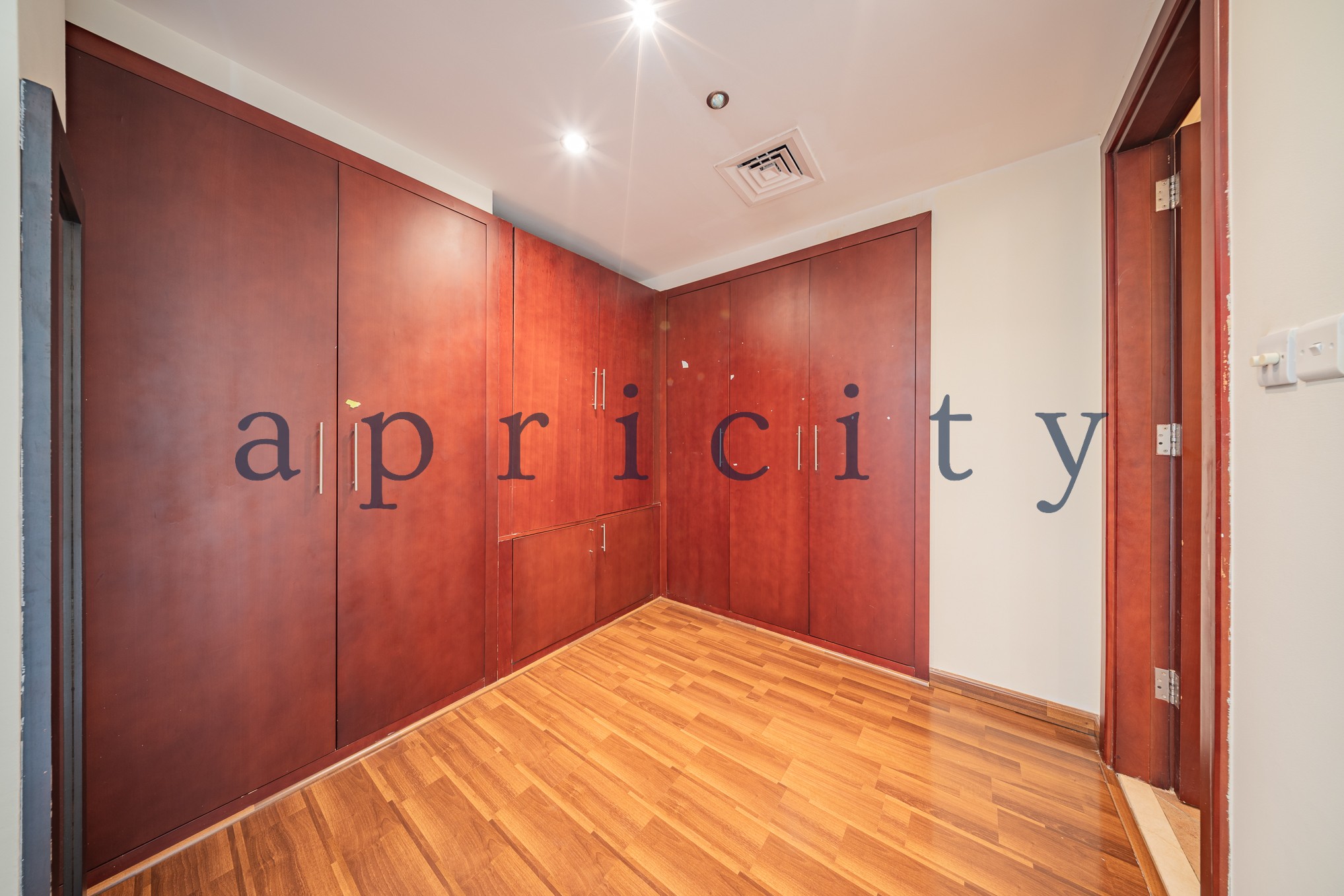 4-bed townhouse in Al Reem 1, photo 12