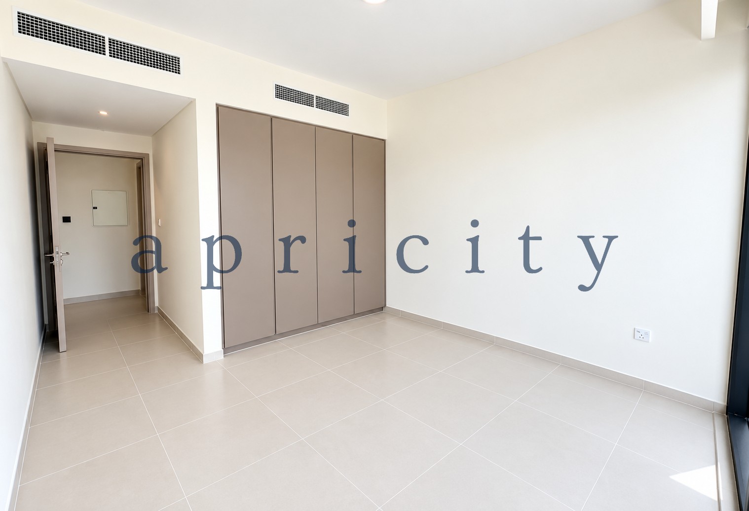 4-bed townhouse in Bliss 2, photo 5