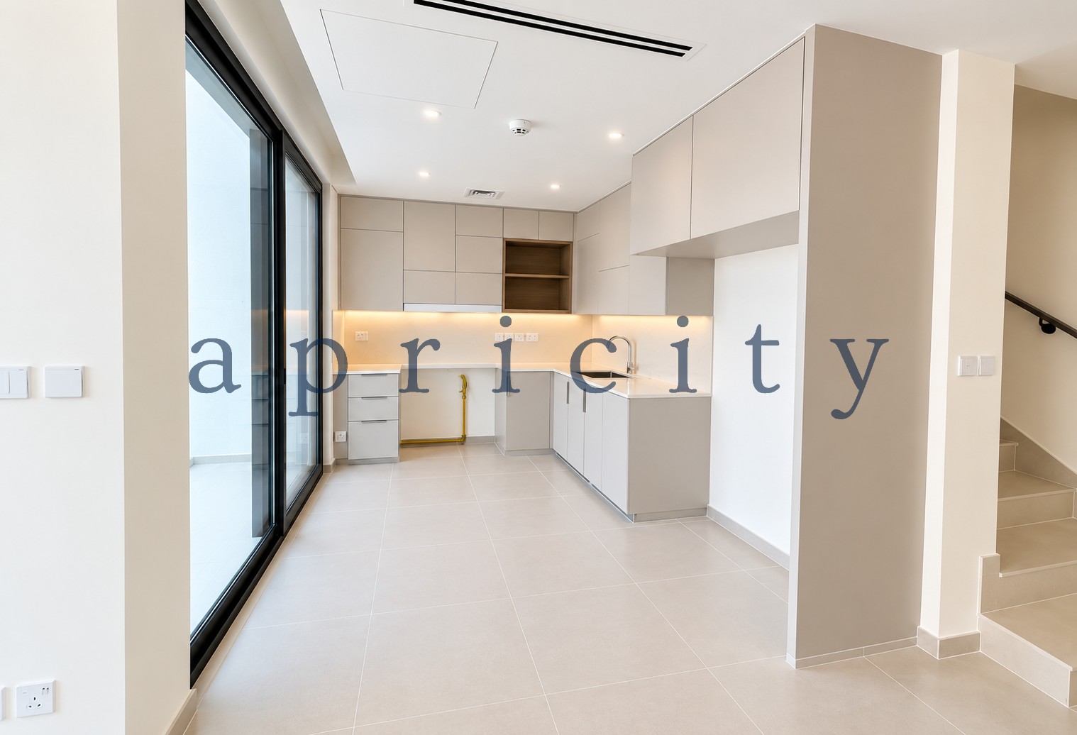 4-bed townhouse in Bliss 2, photo 3