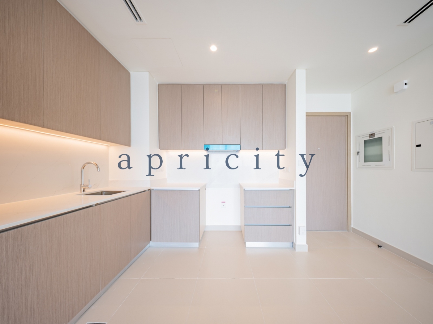 1-bed apartment in Hills Park, photo 5