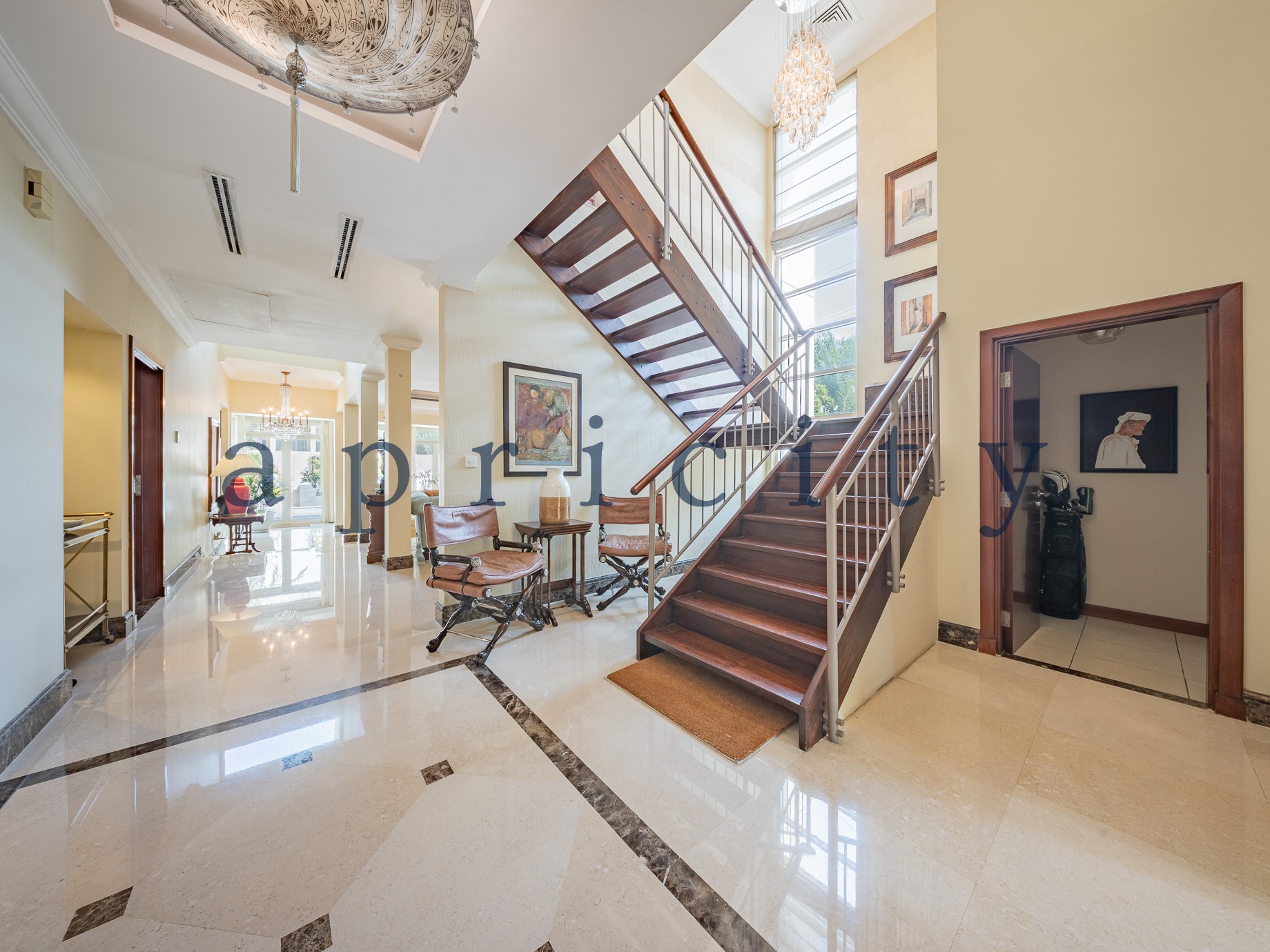 5-bed villa in Saheel 2, photo 6