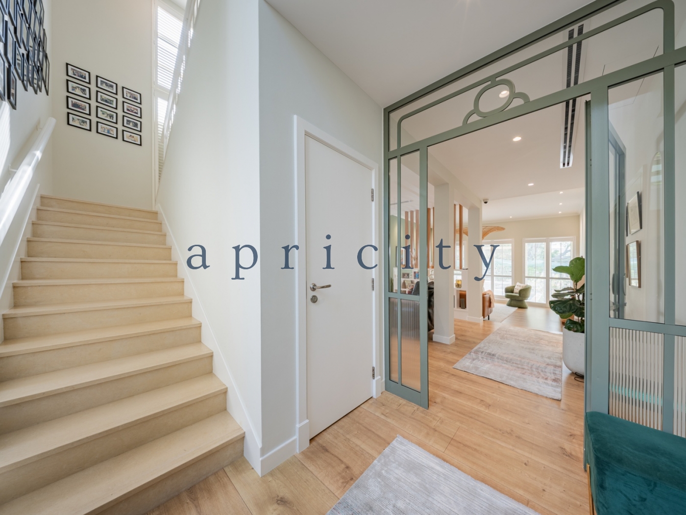 4-bed villa in Saheel 1, photo 4
