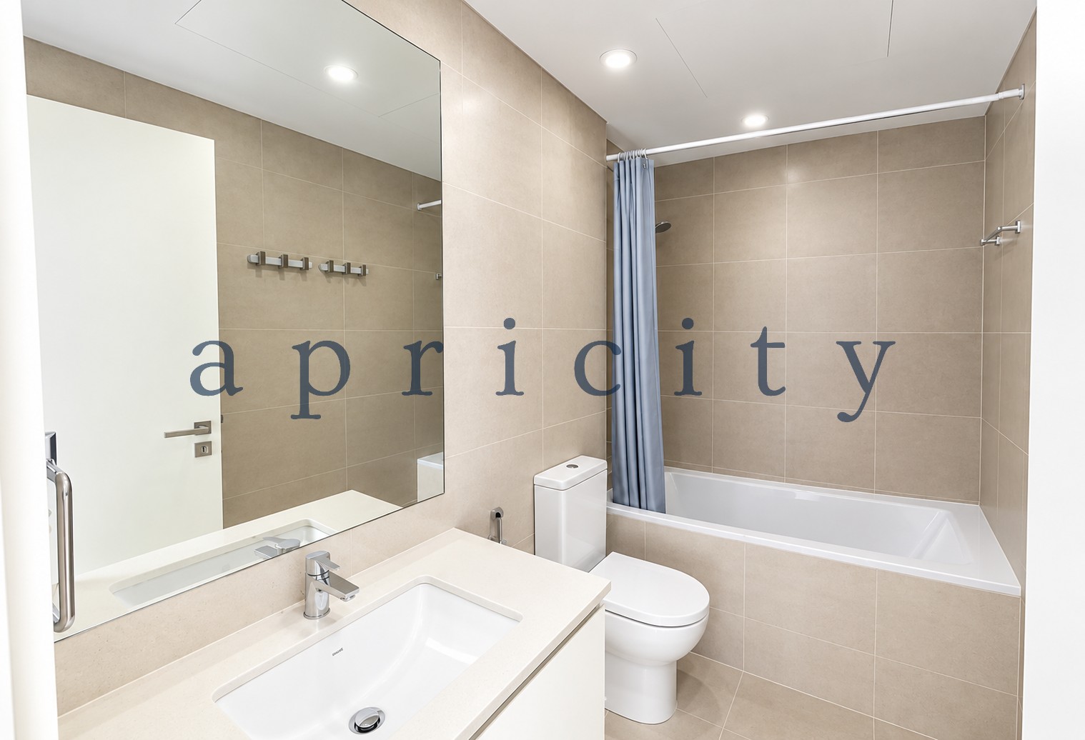 4-bed townhouse in Camelia 1, photo 6